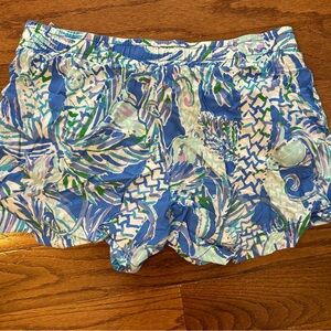 Lilly Pulitzer Blue and White Athletic Shorts Vibrant Tropical Design